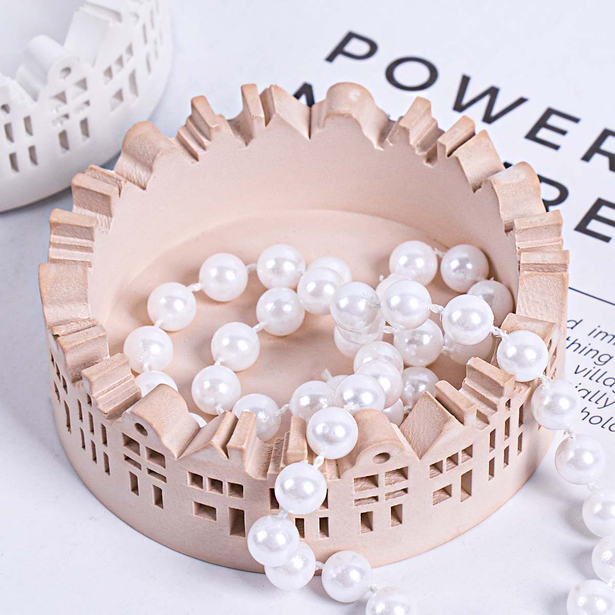 Hollow Round House Candle Hold - đánh giá và giá Kraft Box Candle